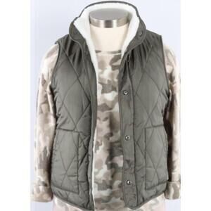 NEW CHARLIE B women's reversible puffer vest in olive